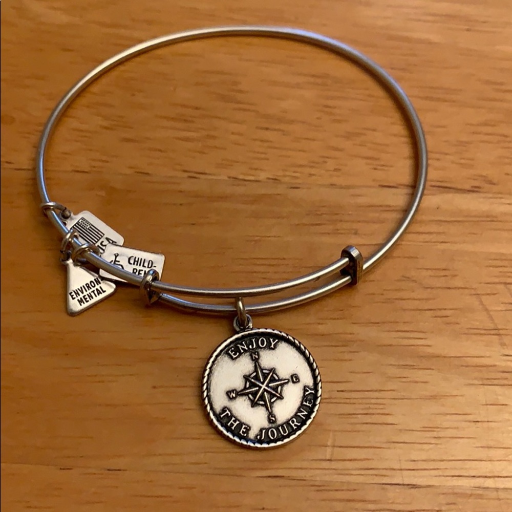 Women’s bracelet